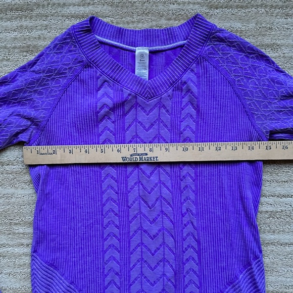 EUC Ivivva by Lululemon Glacier Air Long Sleeve Top Shirt Purple Size 12 - Picture 11 of 13